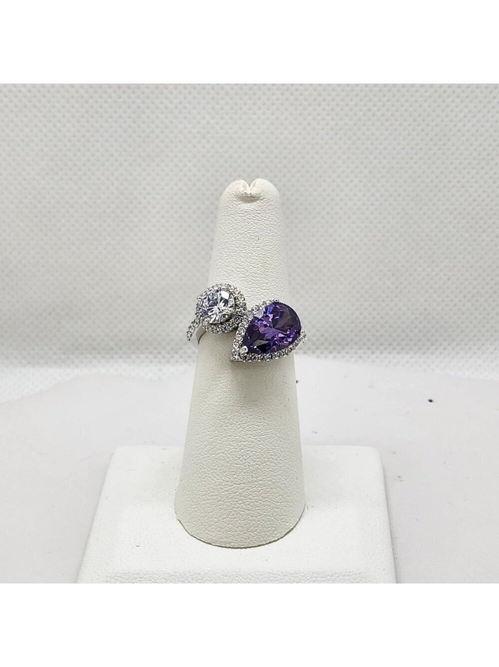 Brand New Sterling Silver 925 Purple/White Gemstone Ring